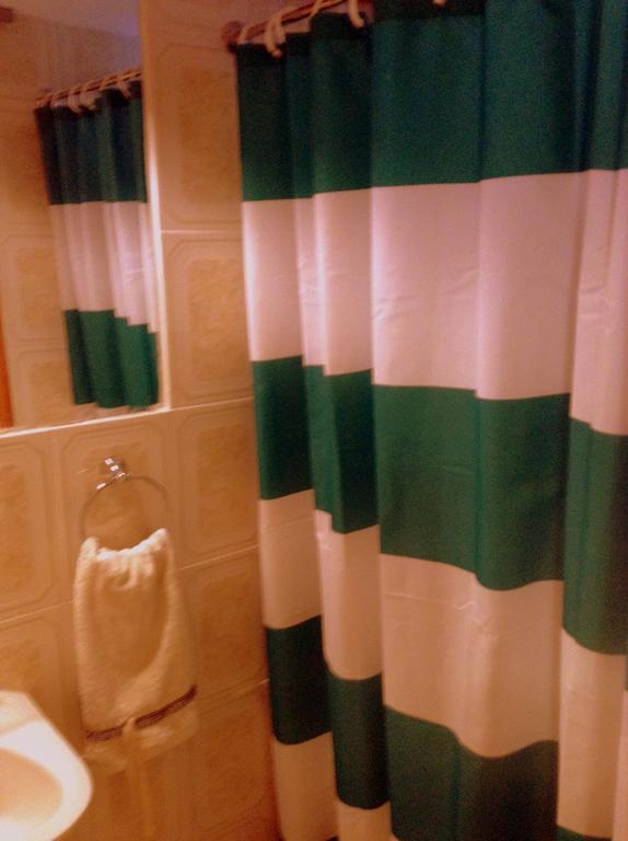 Hostal Marina Vina del Mar Bilik gambar